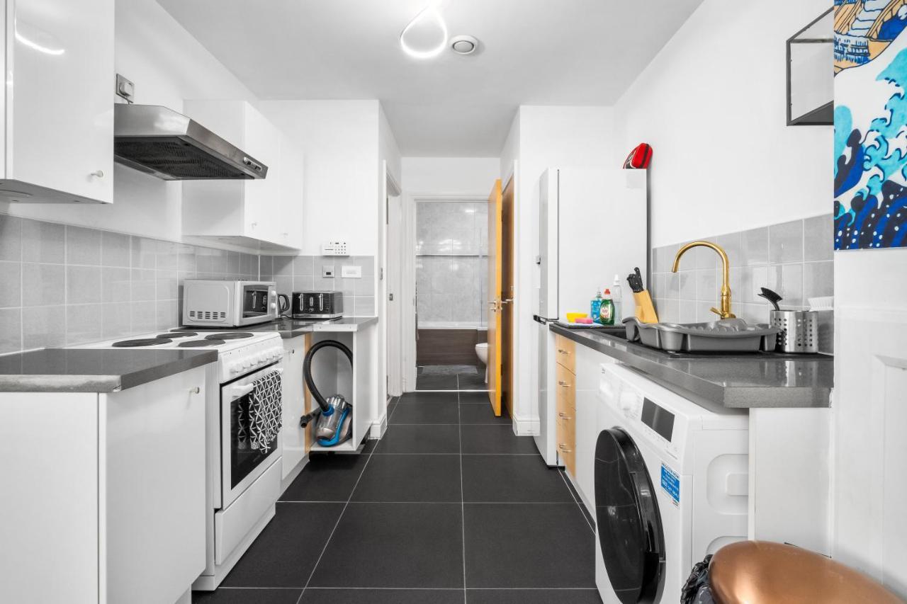 Broadway Suite - Newly Refurbished Stylish Apartment With Free Private Parking - Great Location Birmingham Kültér fotó